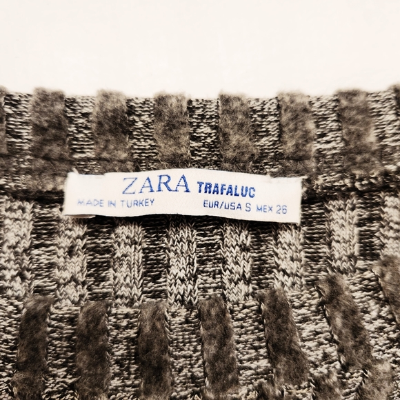 Zara Trafaluc Grey Soft Touch Ribbed Long Sleeve Sweater Size Small - Picture 4 of 7